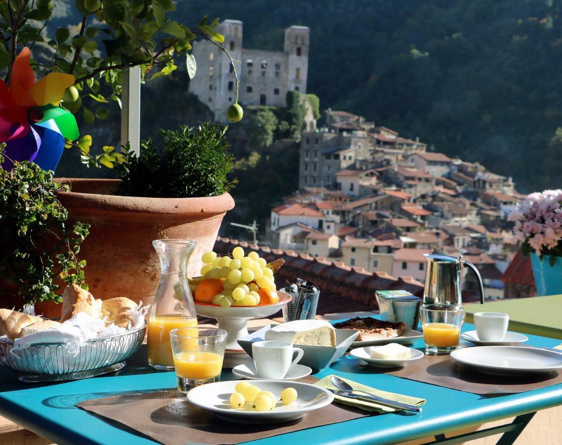 Talking Stones Bed & Breakfast Dolceacqua Exterior photo